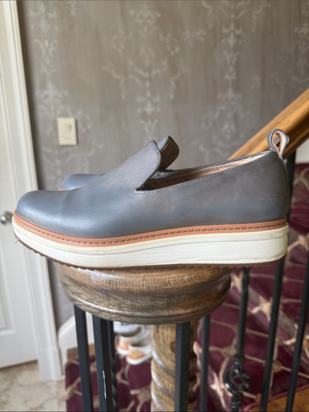 CLARKS ladies size 8 1/2 - Picture 4 of 11